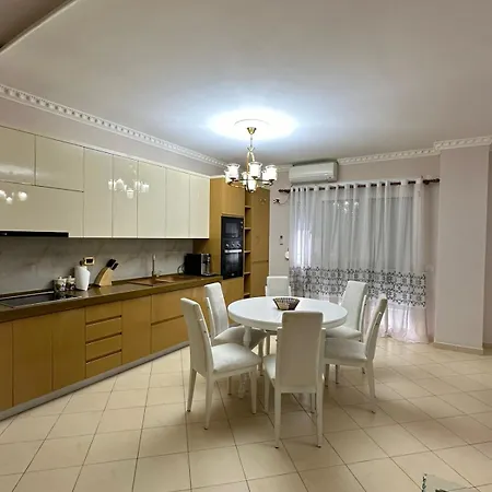 Aba's City דירה *